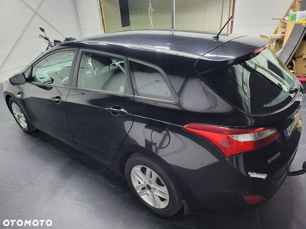 Hyundai i30 1.6 CRDi Premium - 27