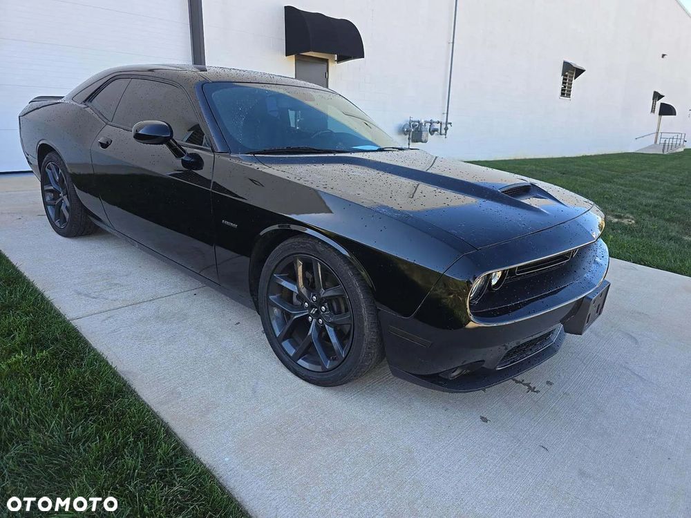 Dodge Challenger 5.7 R/T - 4