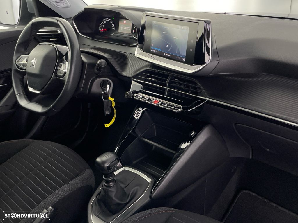 Peugeot 2008 1.2 PureTech Active Pack - 24