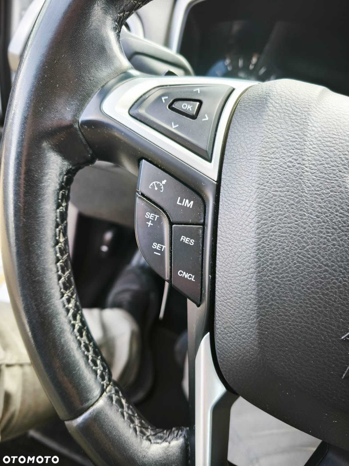 Ford Mondeo 2.0 EcoBlue Business Edition - 26