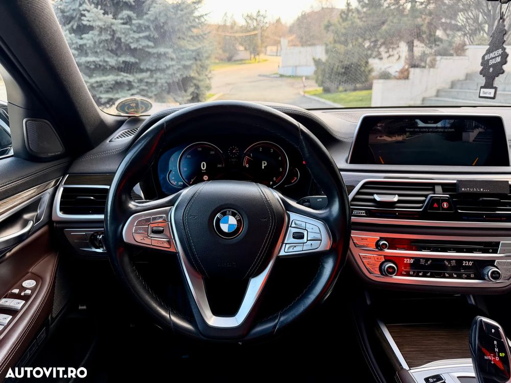 BMW Seria 7 730d xDrive - 11