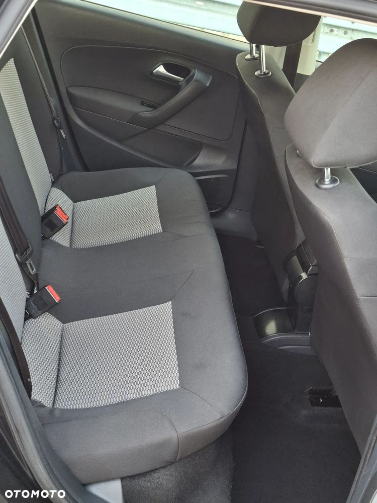 Volkswagen Polo - 22