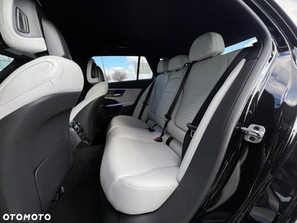 Mercedes-Benz Klasa C - 12