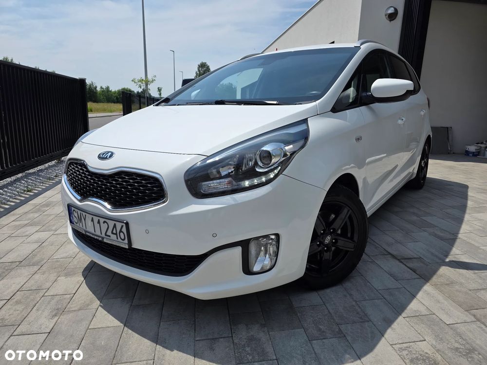 Kia Carens 1.7 CRDi 141 UEFA EURO 2016 - 2