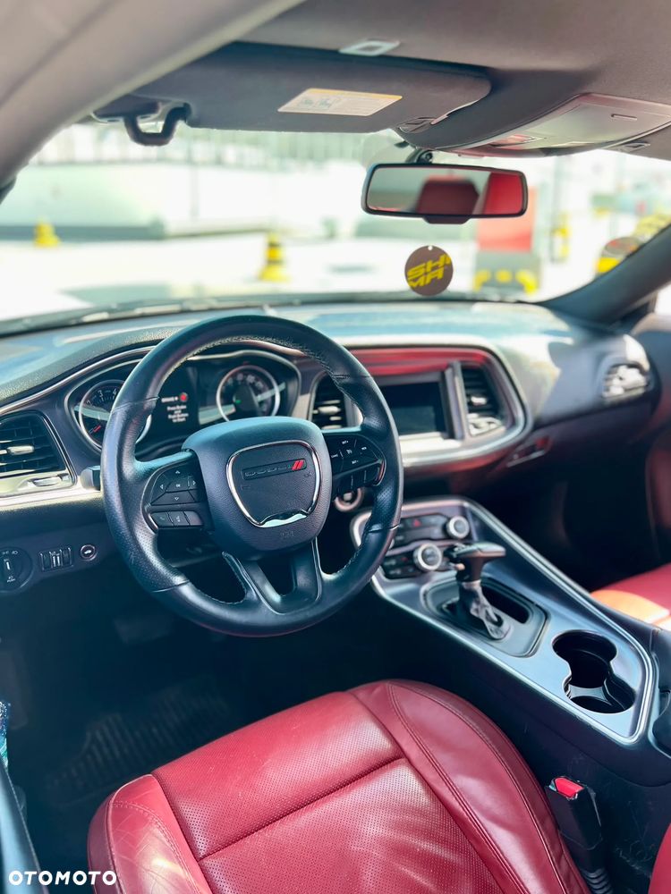 Dodge Challenger 5.7 R/T - 11