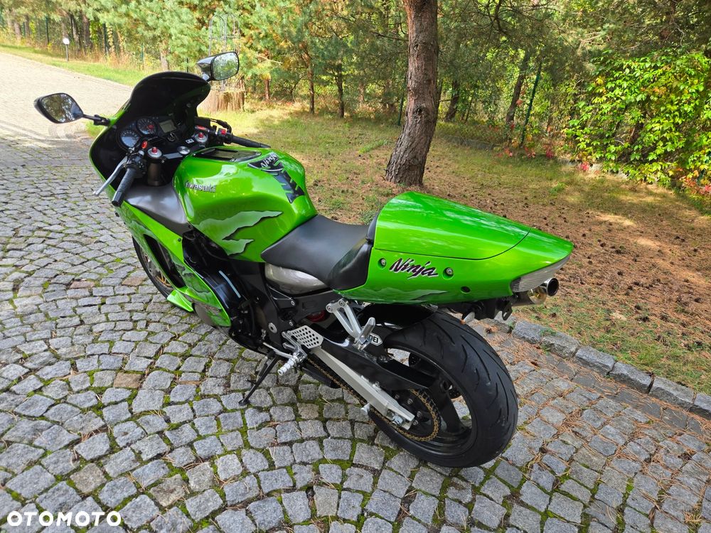 Kawasaki ZX - 17