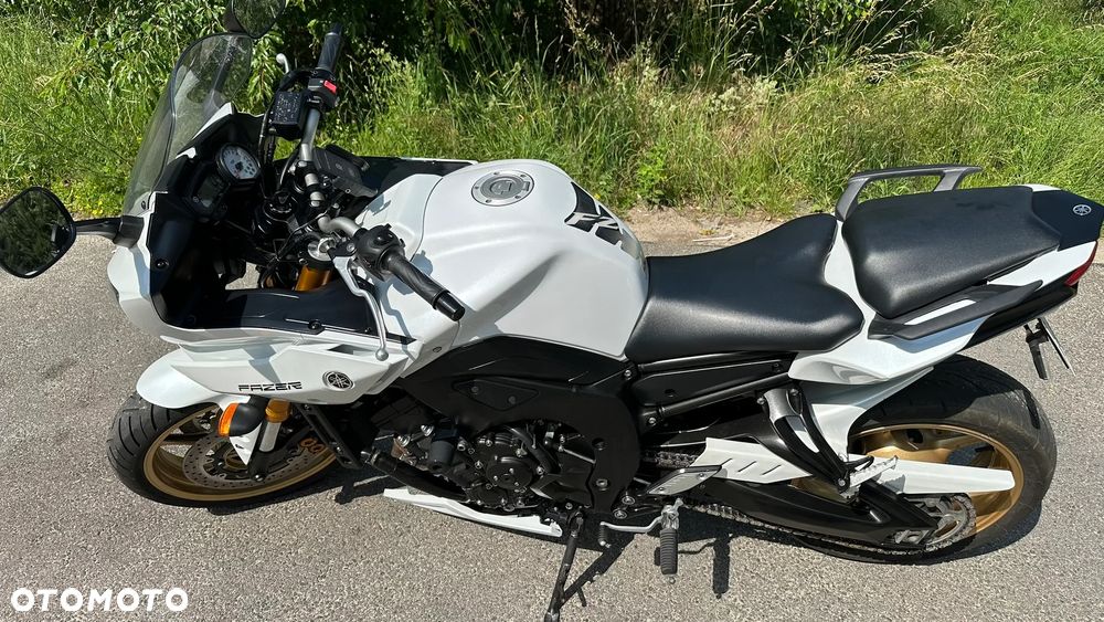 Yamaha FZ8 - 7