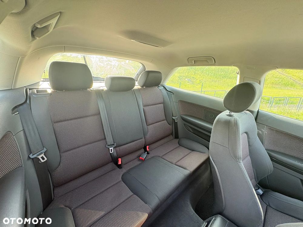 Audi A3 3-drzwiowe 1.6 Ambition - 14