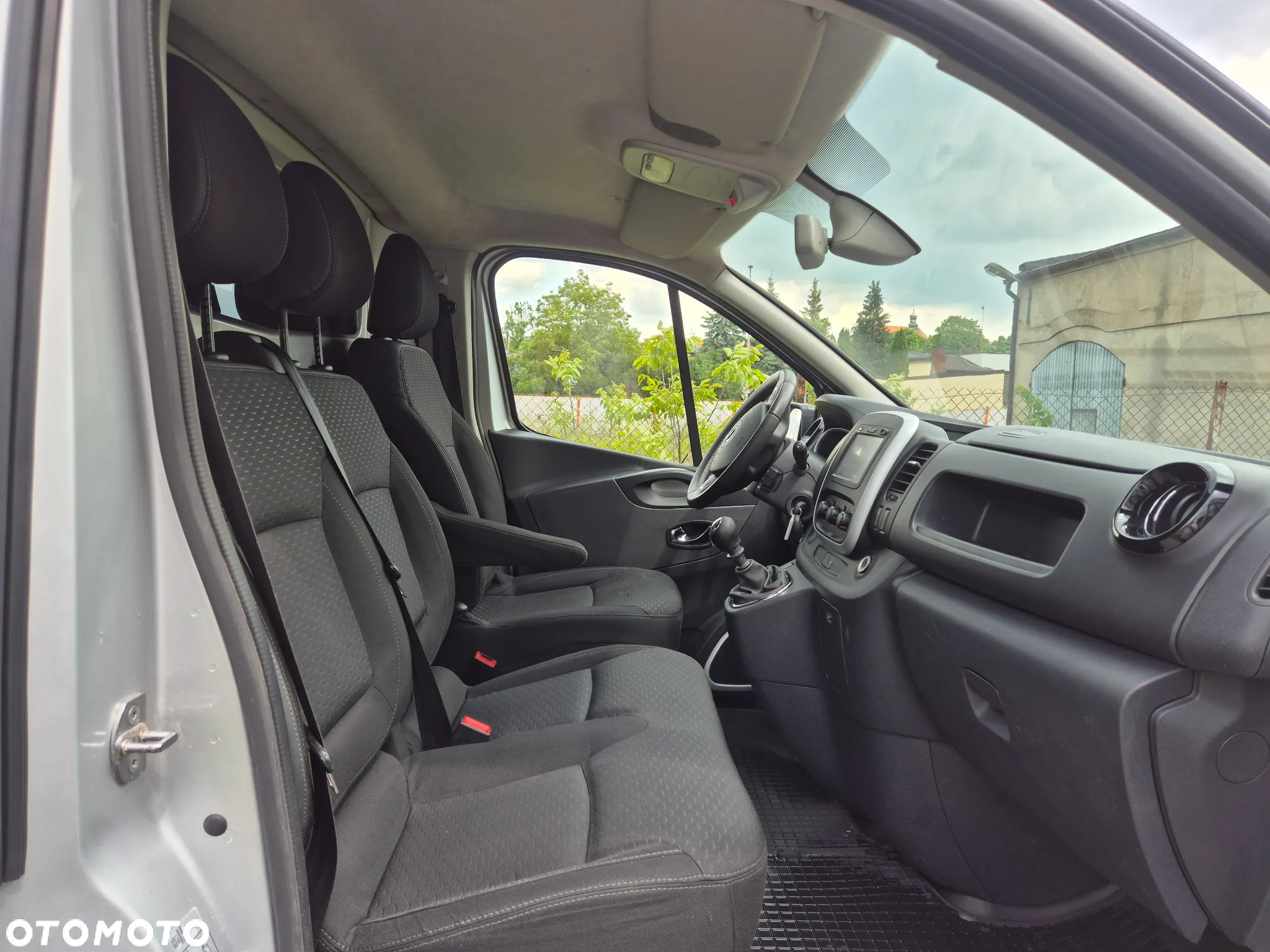Opel vivaro - 16