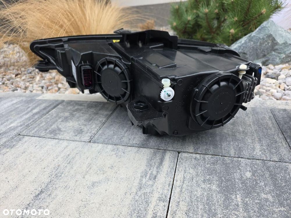 AUDI A3 S3 8V0 8V Lampy przód Bi-Xenon Led 8V0941005 8V0941006 - 10