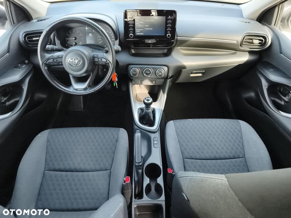 Toyota Yaris - 11