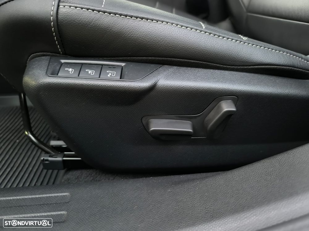 Citroën C4 1.2 PureTech Max EAT8 - 10