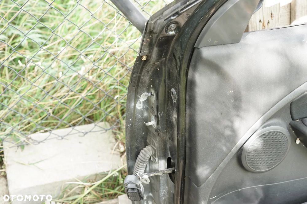 Drzwi przód przednie prawe Renault Megane III Kombi NV676 - 11