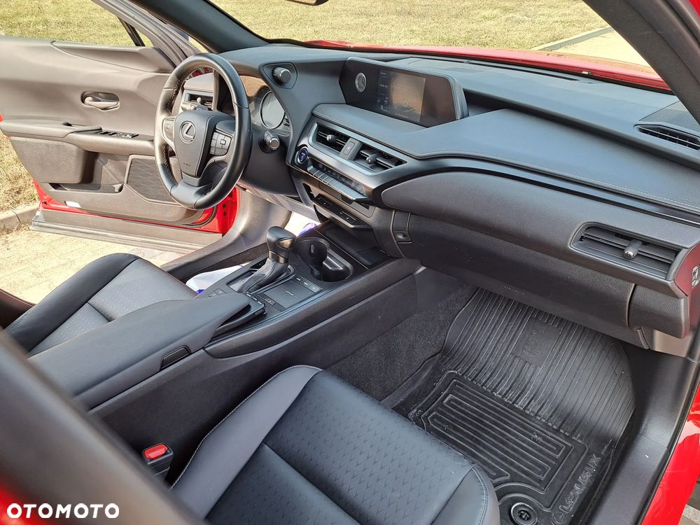 Lexus UX 250h Prestige 2WD - 14