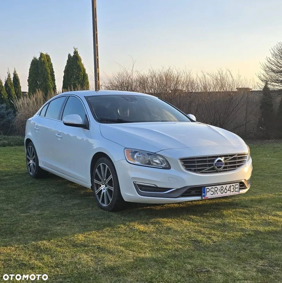 Volvo S60 - 1