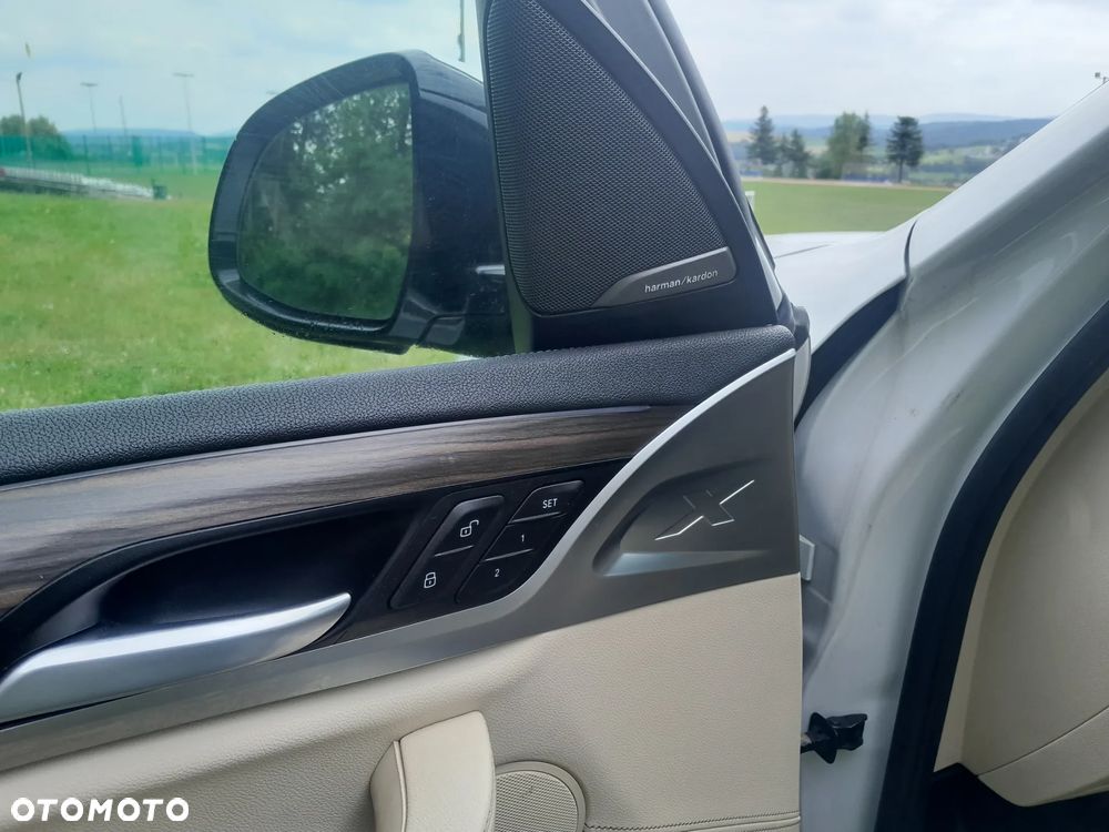 BMW X3 xDrive30i GPF xLine - 25