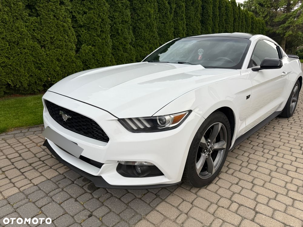 Ford Mustang - 2