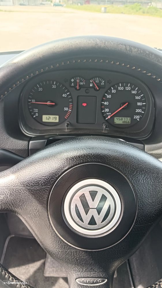 VW Golf 1.9 TDi Highline - 21