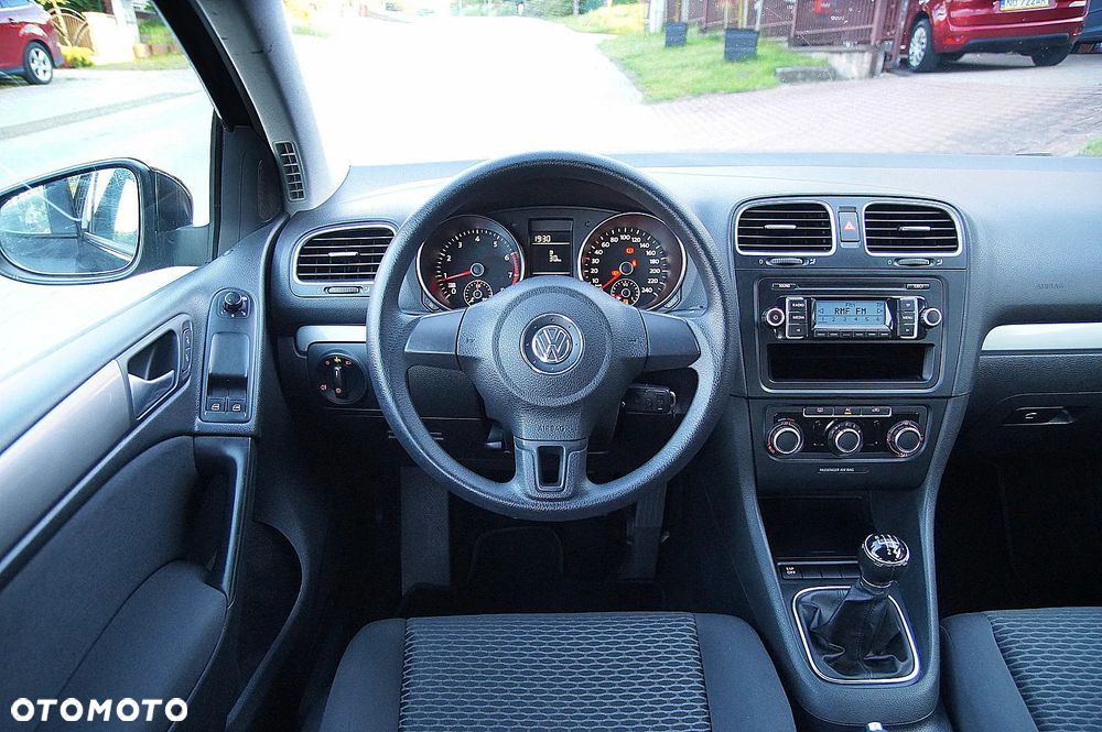 Volkswagen Golf 1.4 Comfortline - 12