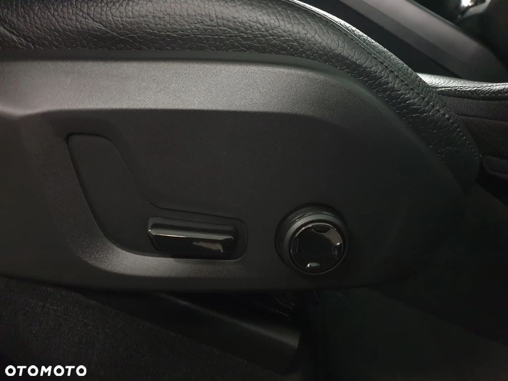 Volvo XC 60 B4 D Geartronic Inscription - 31