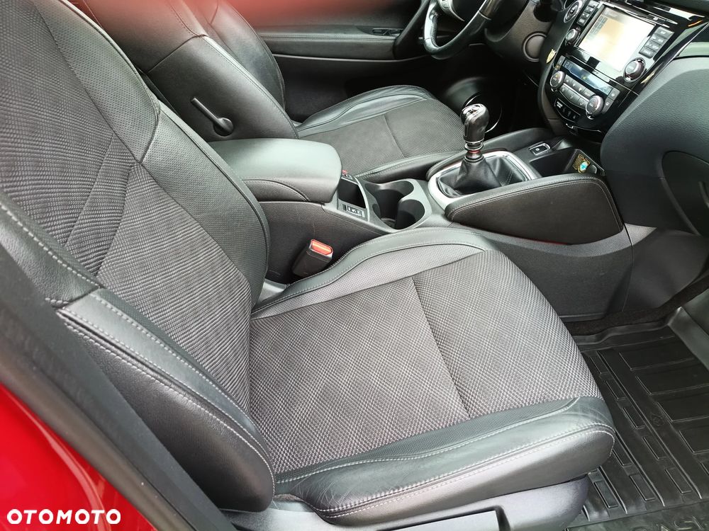 Nissan Qashqai 1.2 DIG-T Tekna+ - 28