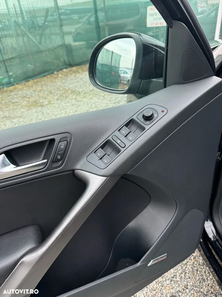 Volkswagen Tiguan - 38