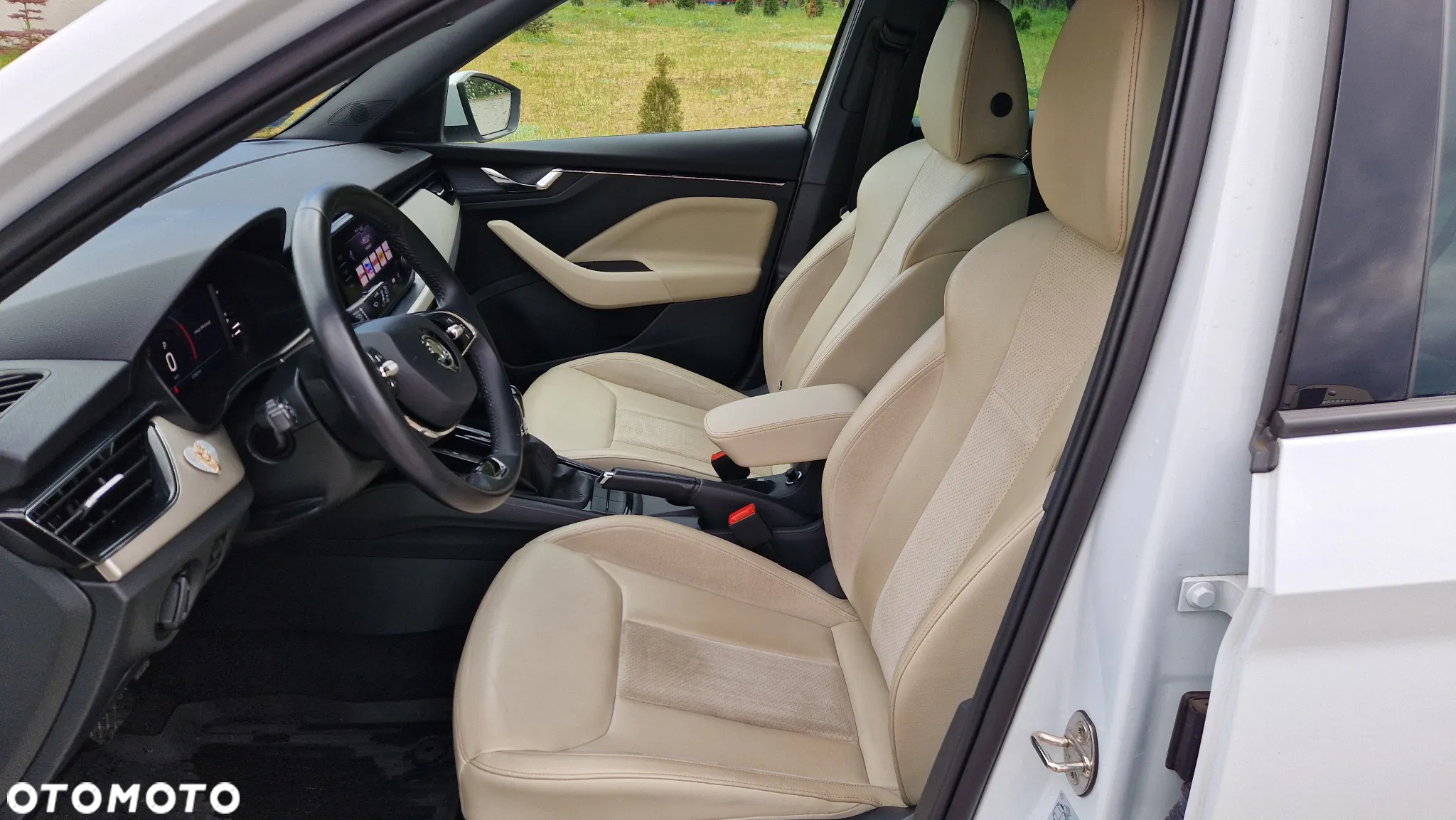 Skoda Kamiq 1.0 TSI Style DSG - 17