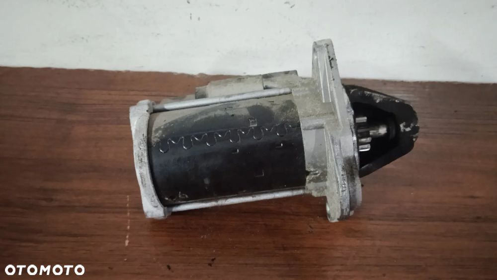 Rozrusznik Opel Adam Corsa E 25200067 Bosch 0001192087 - 3