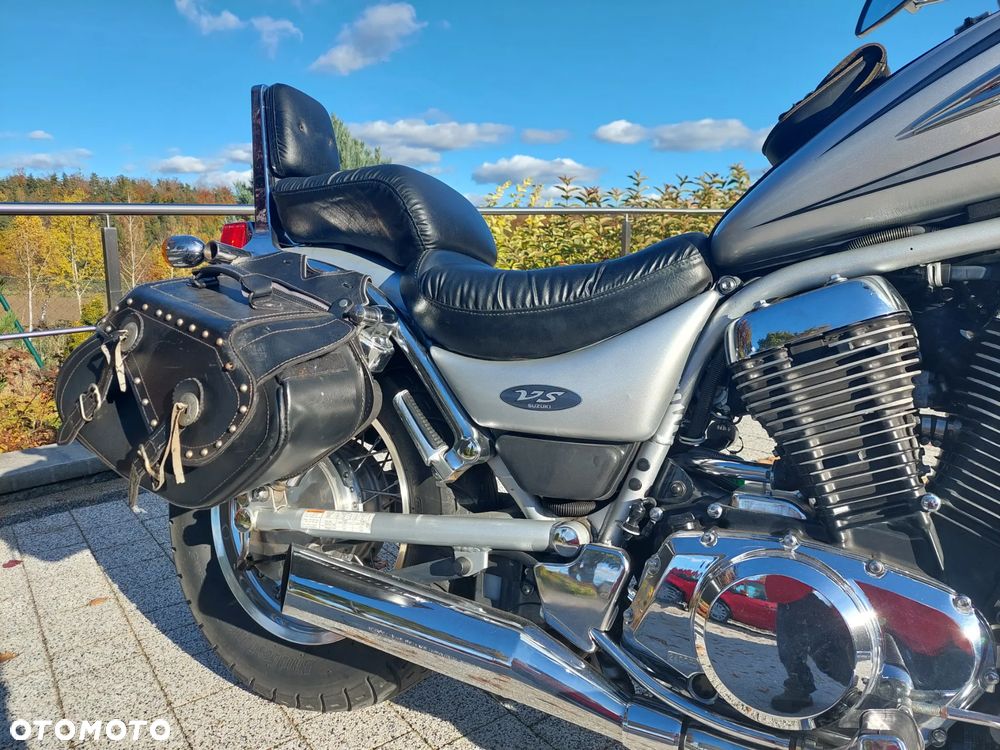 Suzuki Intruder - 6
