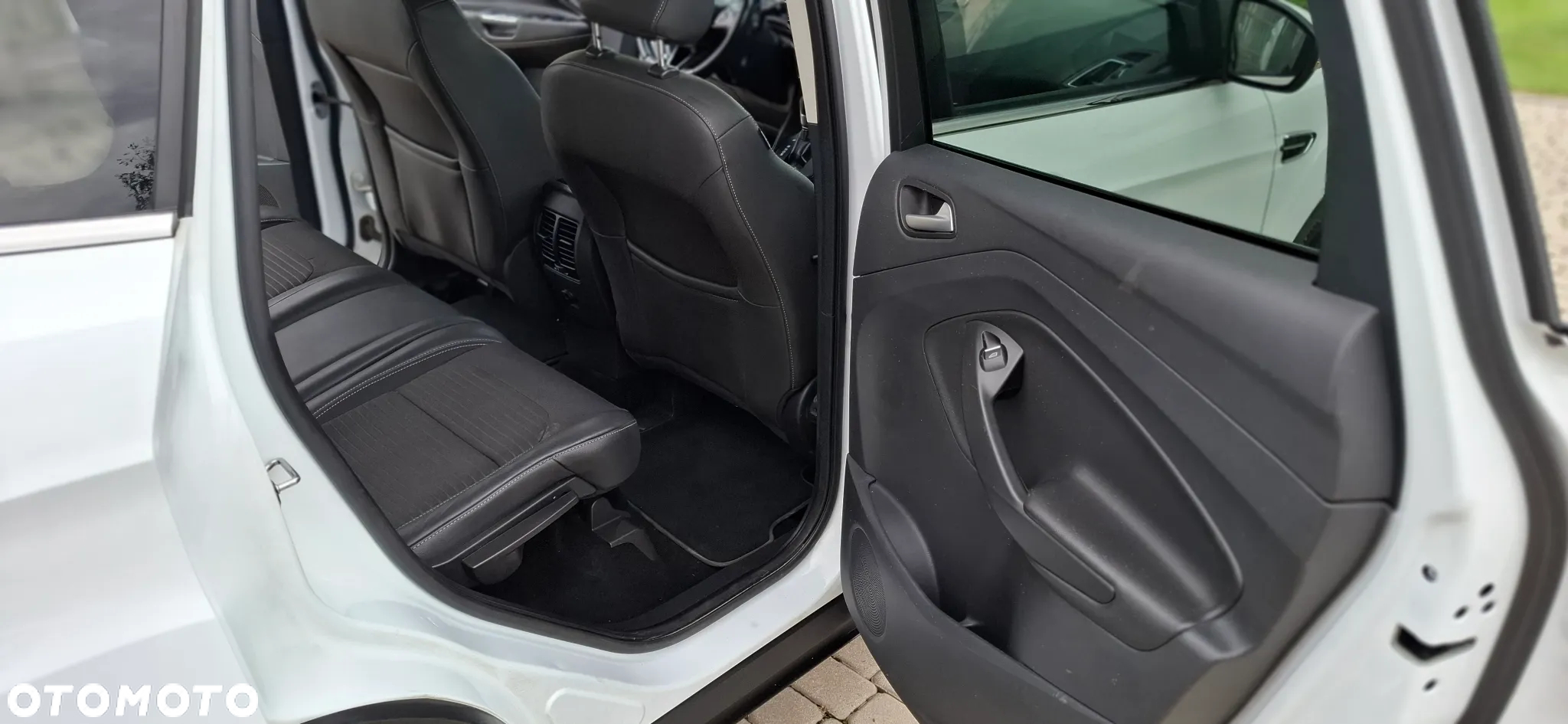 Ford Kuga - 19