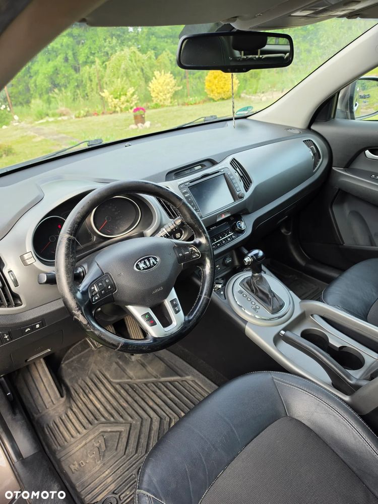 Kia Sportage - 12