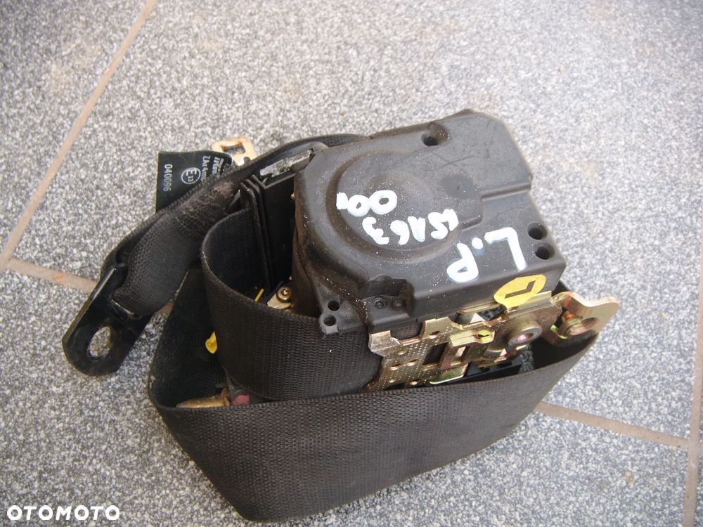 mercedes ML w163 pas- napinacz pasa lewy przód  16338601385 - 1