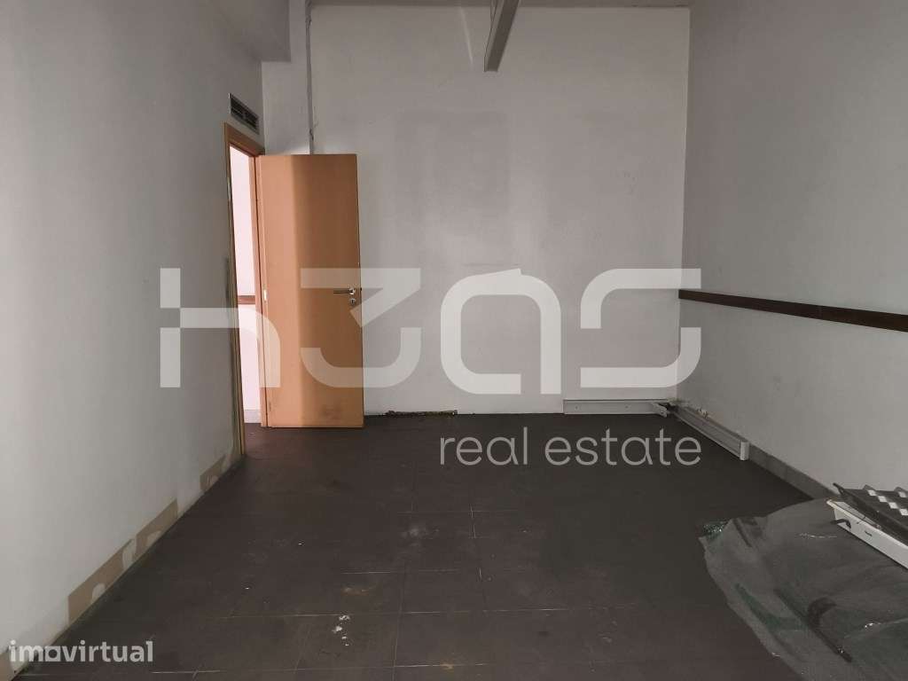 Loja Comercial - 145 m² | Lomar - Braga - Grande imagem: 4/21