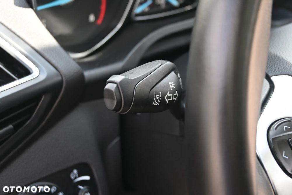 Ford Kuga 2.0 TDCi 4x4 Individual - 22