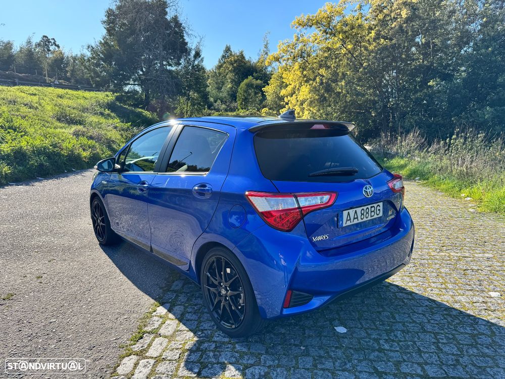 Toyota Yaris 1.5 HSD GR Sport - 2