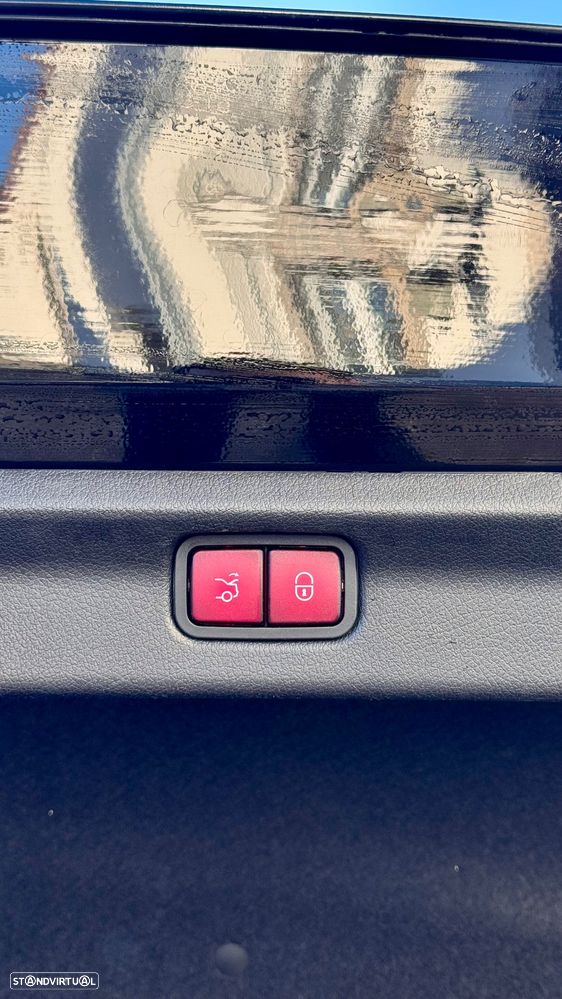 Mercedes-Benz EQE - 11