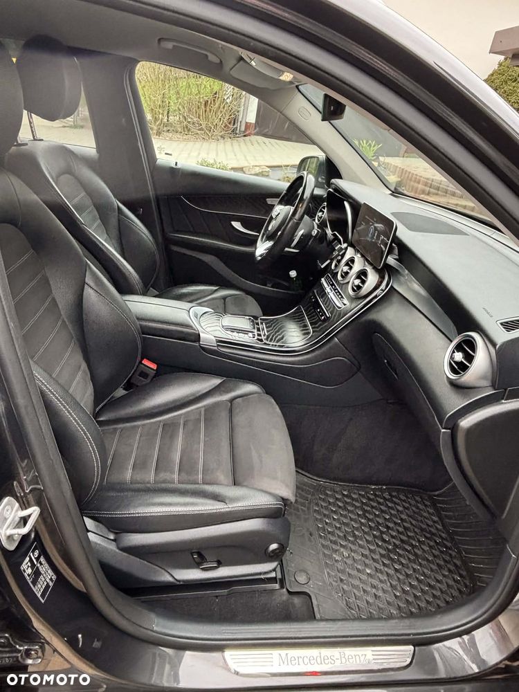 Mercedes-Benz GLC - 10