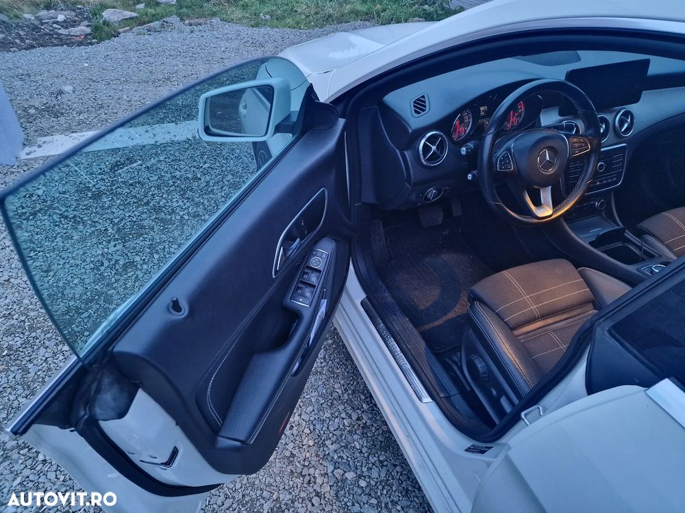 Mercedes-Benz CLA - 13