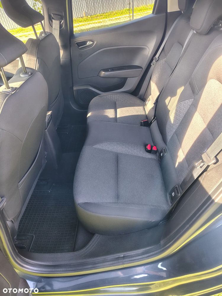 Renault Clio - 5