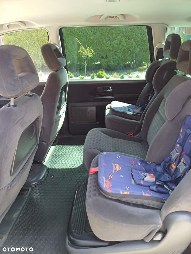 Volkswagen Sharan 1.9 TDI Comfortline - 11