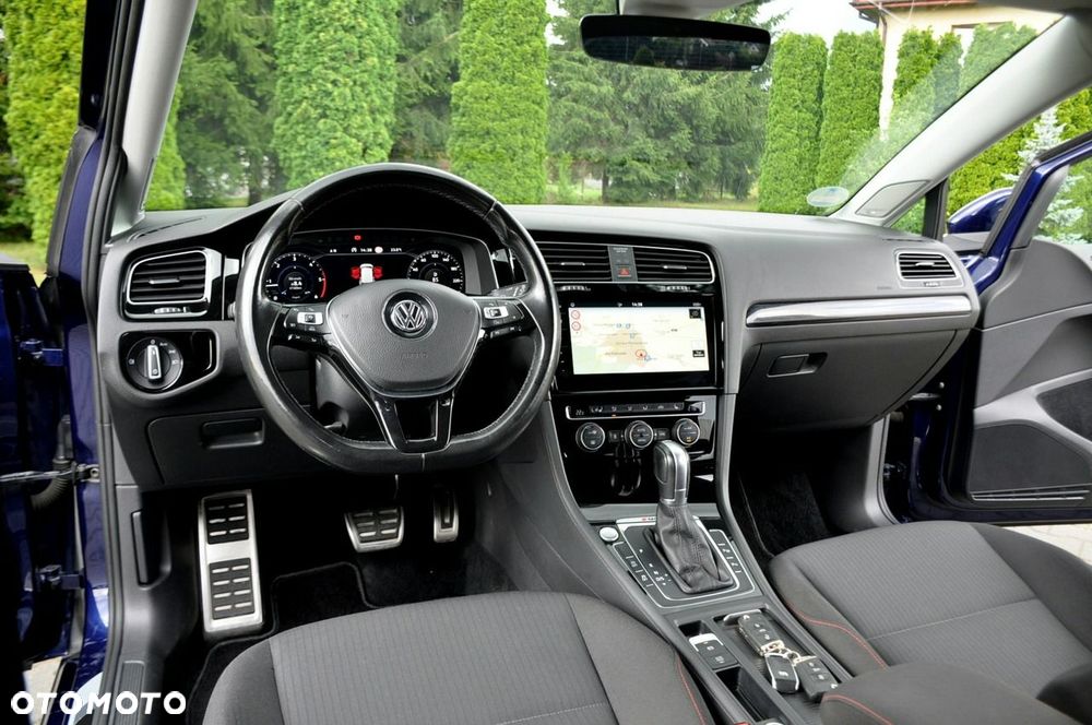Volkswagen Golf Variant - 28