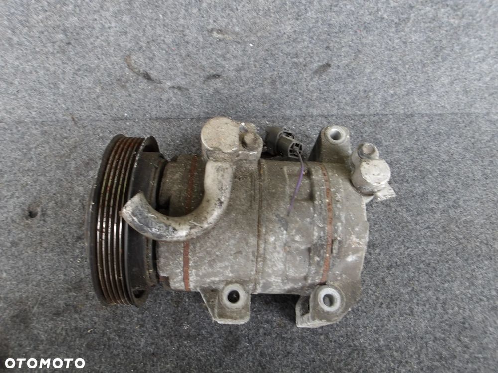 KOMPRESOR SPRĘŻARKA KLIMATYZACJI DKS-17DS Z0004400A - 1