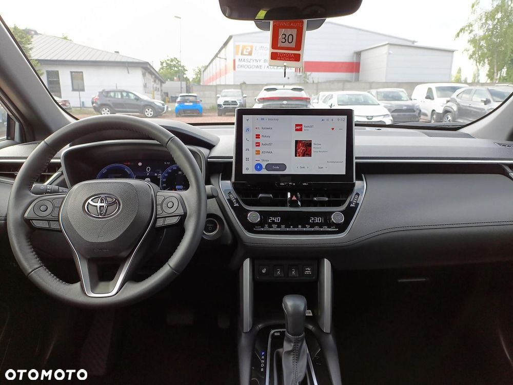 Toyota Corolla Cross 2.0 Hybrid Style AWD - 12