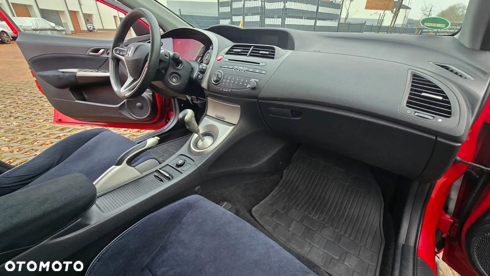 Honda Civic 1.4i-DSi - 16