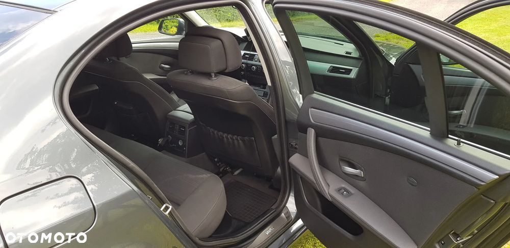 BMW Seria 5 - 10