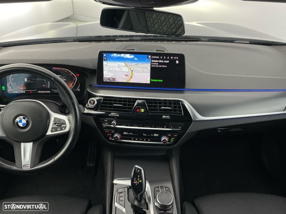 BMW 520 d Auto - 10