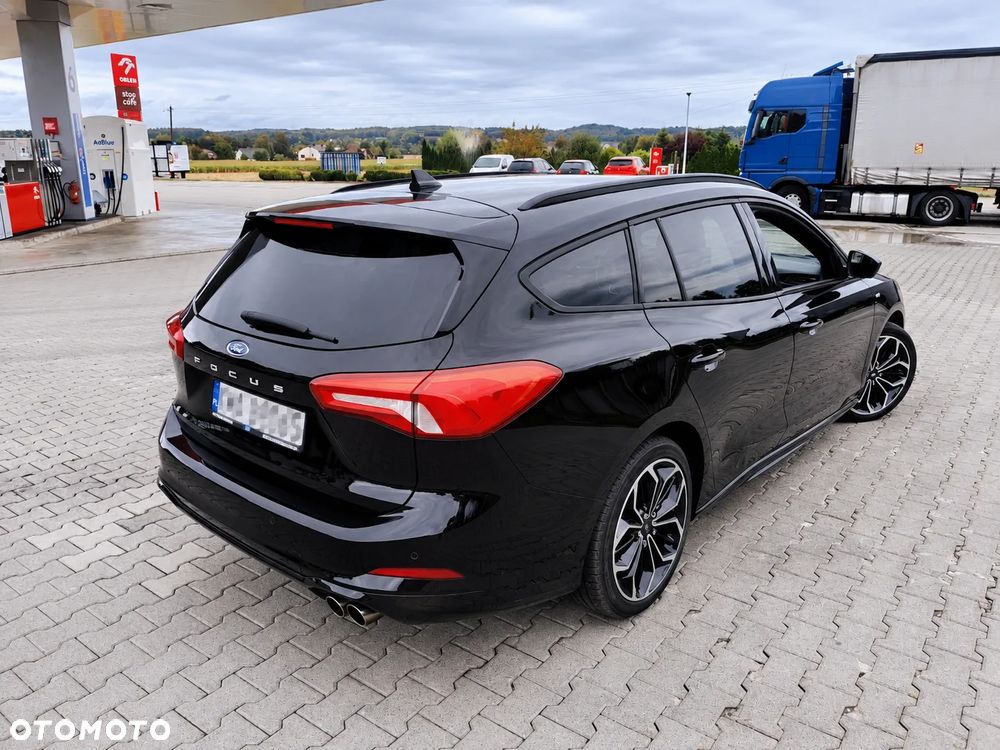 Ford Focus - 8