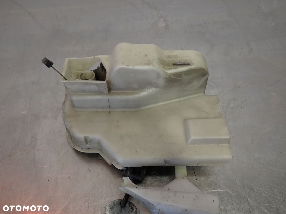 ZAMEK LEWY PRZÓD DRZWI VOLKSWAGEN TOURAN I - 4