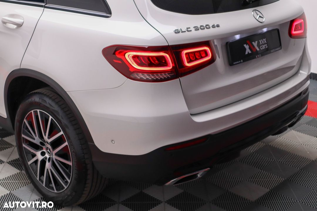 Mercedes-Benz GLC 300 de 4Matic 9G-TRONIC - 14
