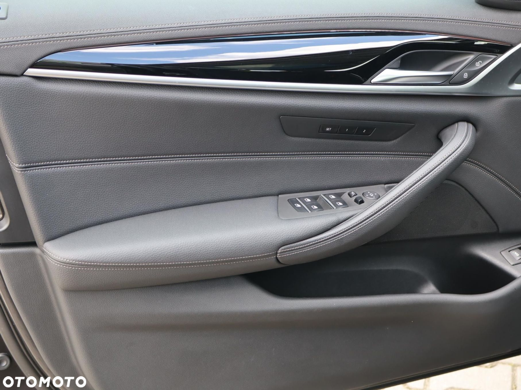 BMW Seria 5 - 17